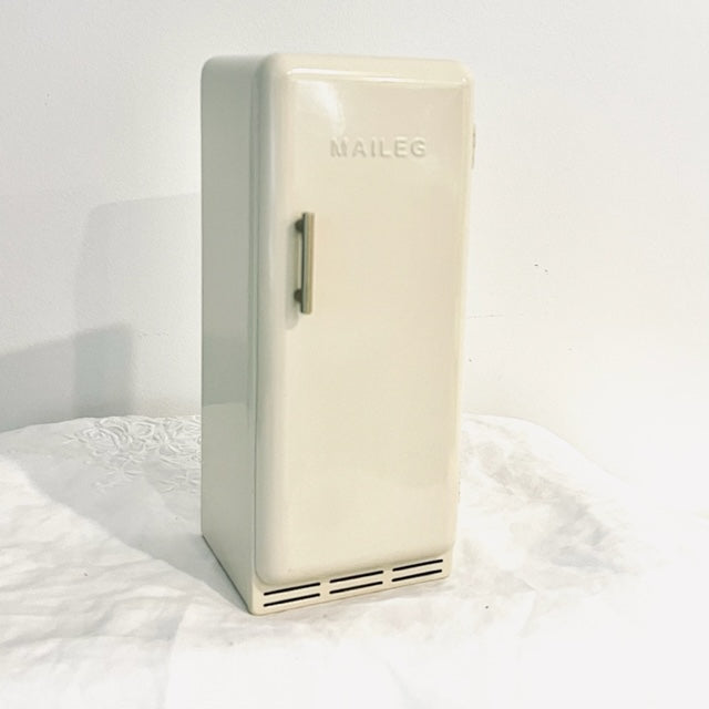 Maileg Fridge