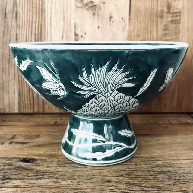 Thistle Footed Bowl